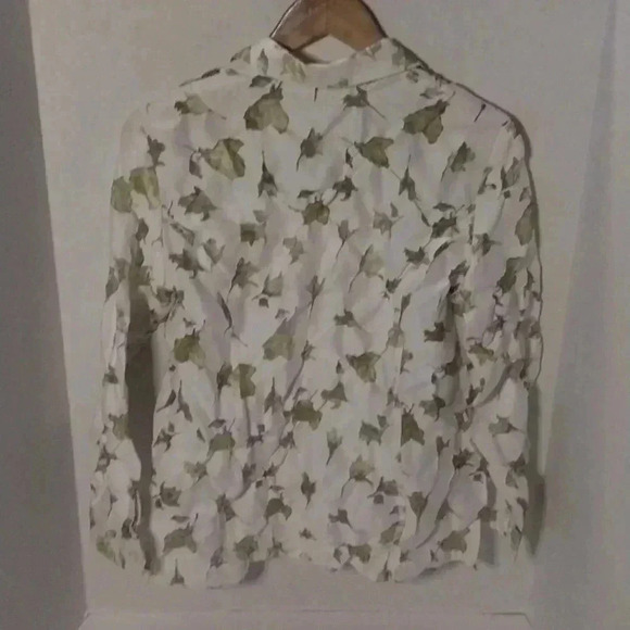 Conrad C Collection Women Floral 2pc Top Set - Picture 2 of 6